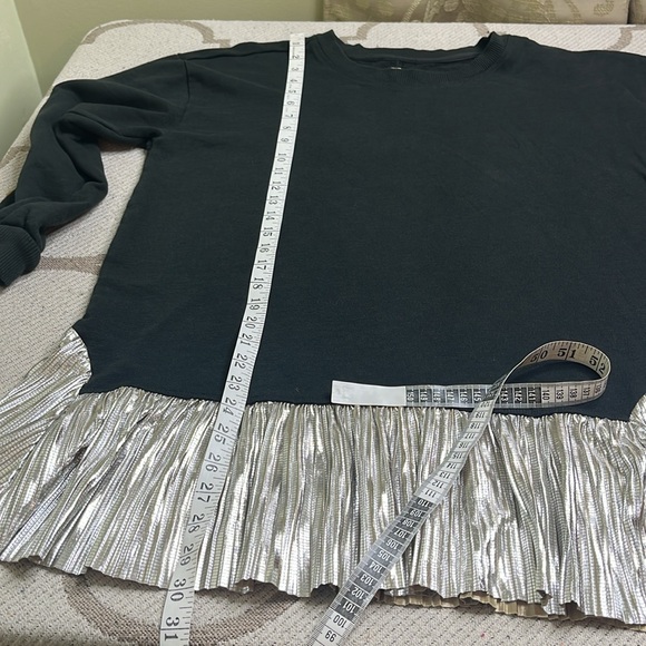 Pilcro Metallic Twofer Tunic Sweatshirt top, size medium - Picture 8 of 17